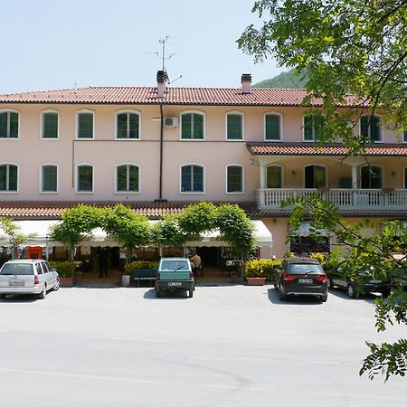 Albergo Ristorante Sterlina Grizzana Eksteriør bilde